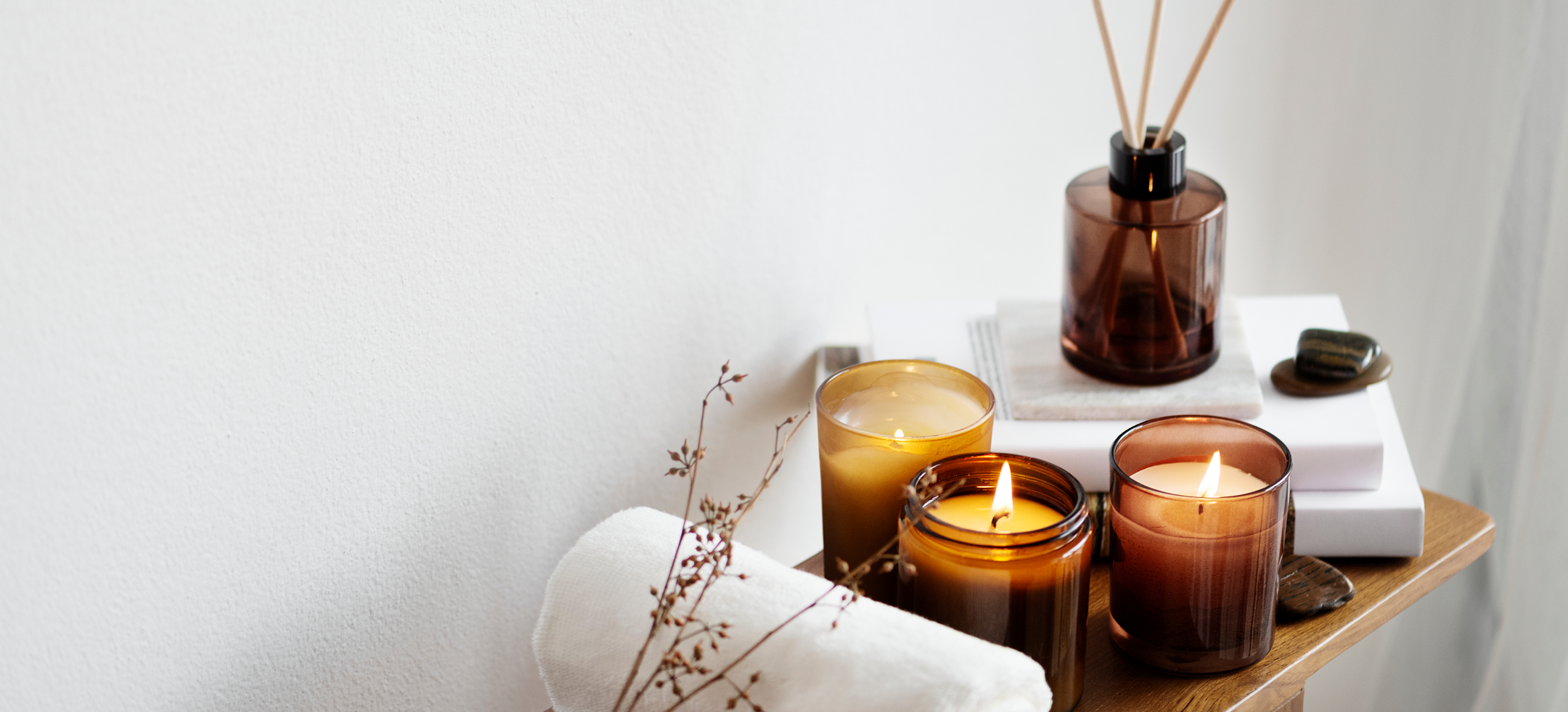 Trang chủ 1 cozy christmas composition christmas candle 1 1