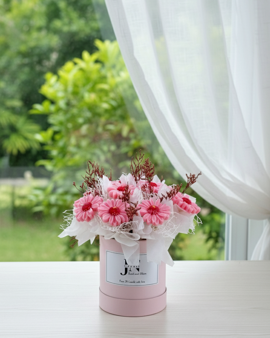 Giỏ Hoa Nến Thơm Hộp Trụ Handmade JN CANDLE - 300g - Sắc Màu Ngọt Ngào, Hương Thơm Dịu Nhẹ 27 Gemini Generated Image lvgs5zlvgs5zlvgs