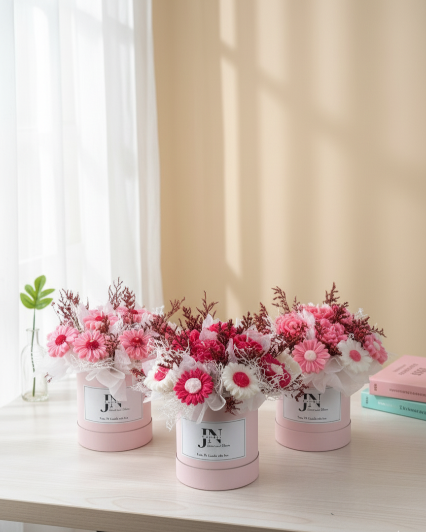 Giỏ Hoa Nến Thơm Hộp Trụ Handmade JN CANDLE - 300g - Sắc Màu Ngọt Ngào, Hương Thơm Dịu Nhẹ