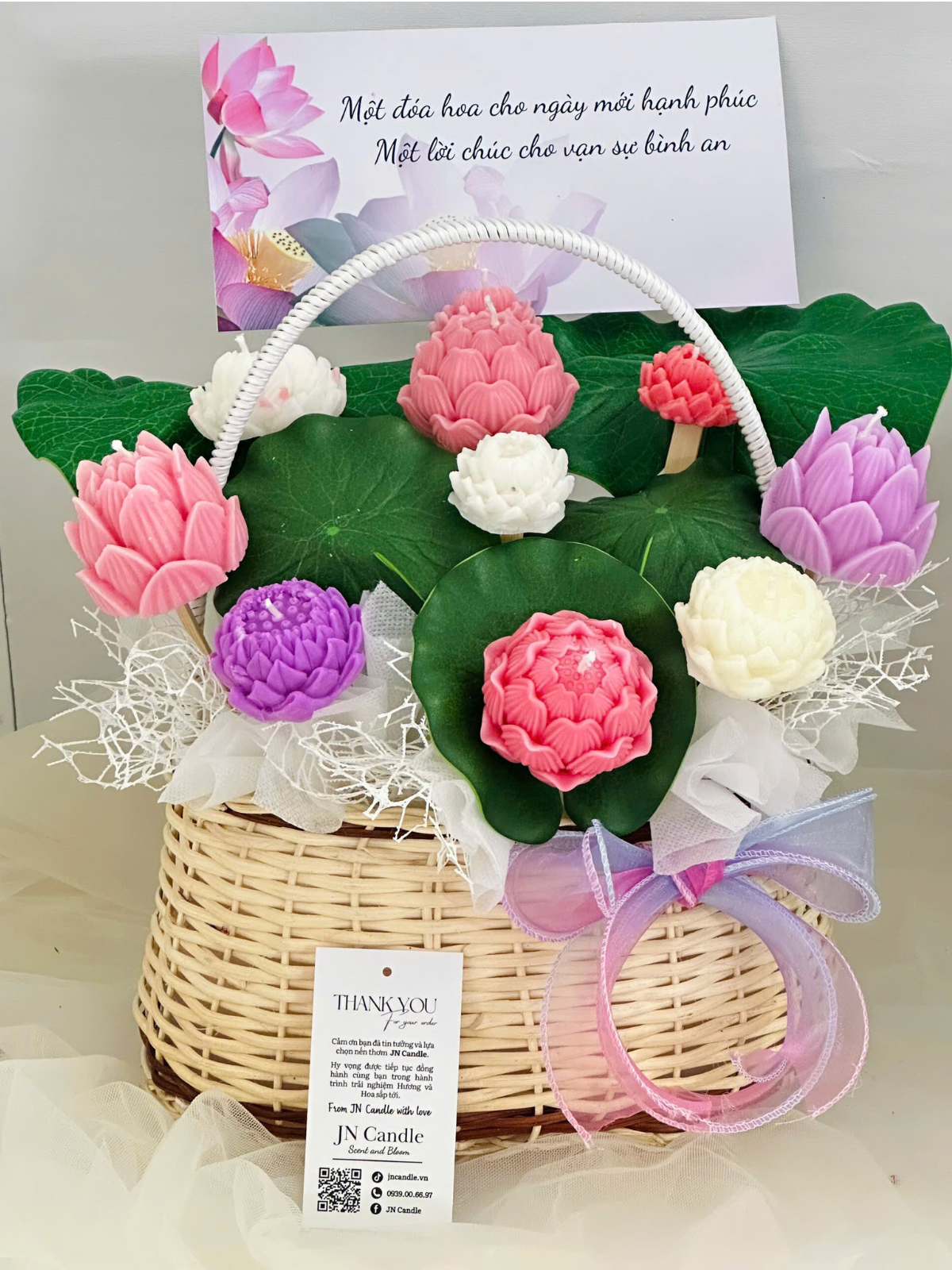 Nến thơm Bình Hoa Sen JN Candle 5 126