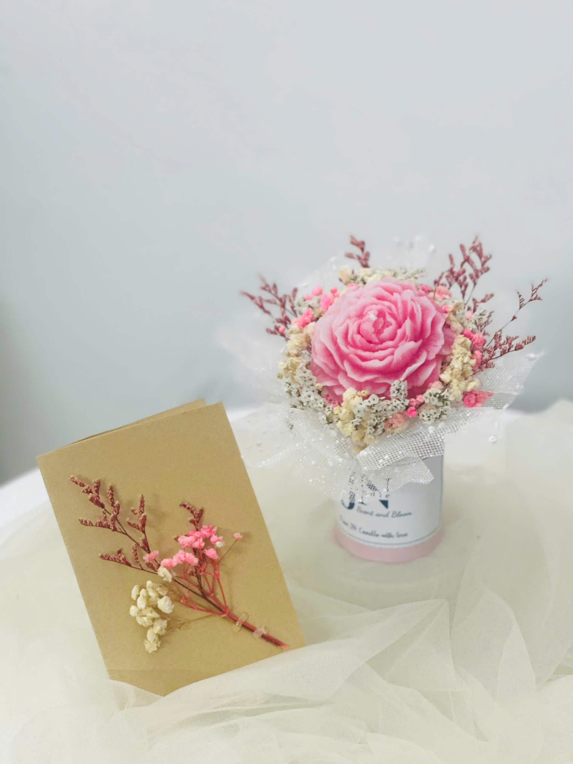 Hộp trụ hoa nến thơm 70gr JN Candle