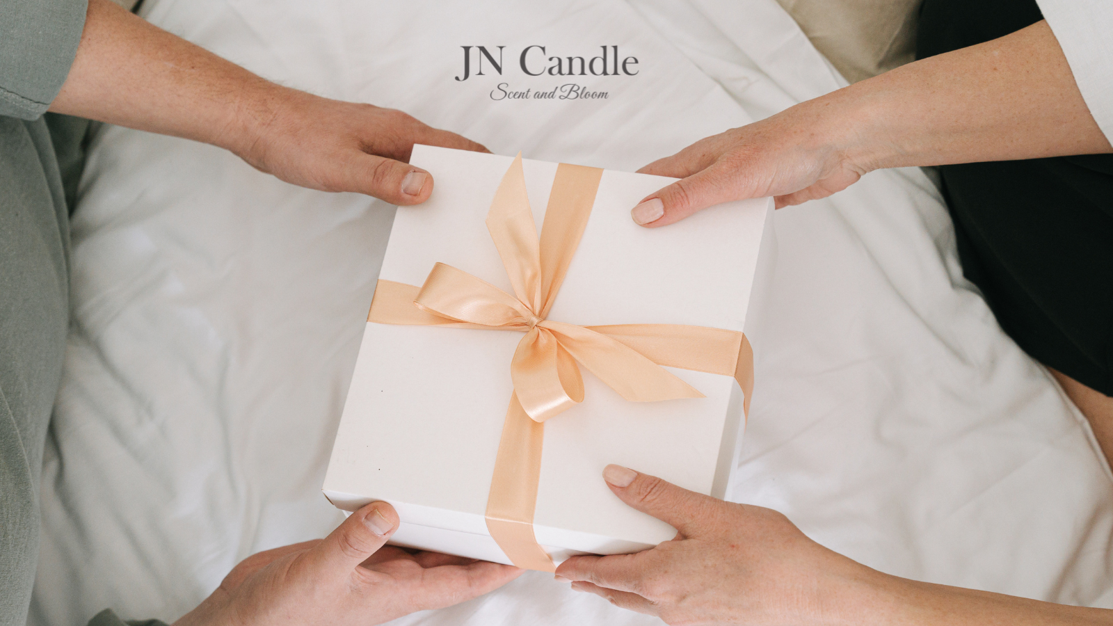 35+ món quà 20 10 cho mẹ chồng ý nghĩa, thiết thực nhất gây bất ngờ và ghi điểm tuyệt đối! 18 ANH WEB TS HUTECH 2026 01 23T103115.350